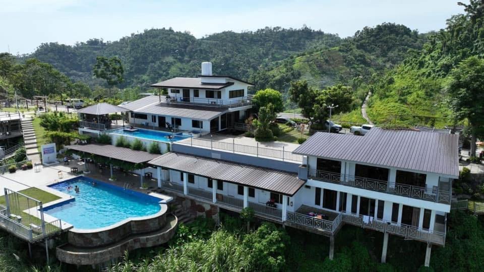 Serenity Farm And Resort By Hiverooms Kalunasan Exterior photo